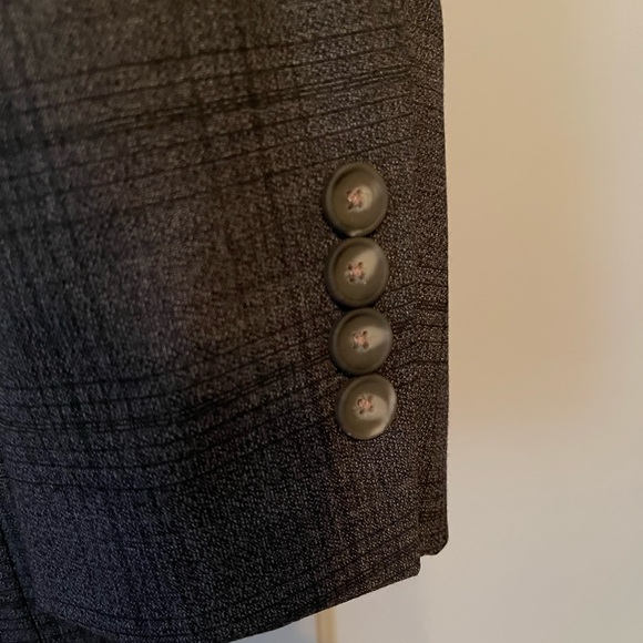 Jos A. Bank Travel Tech Slim Fit Plaid Sportcoat - Picture 2 of 8